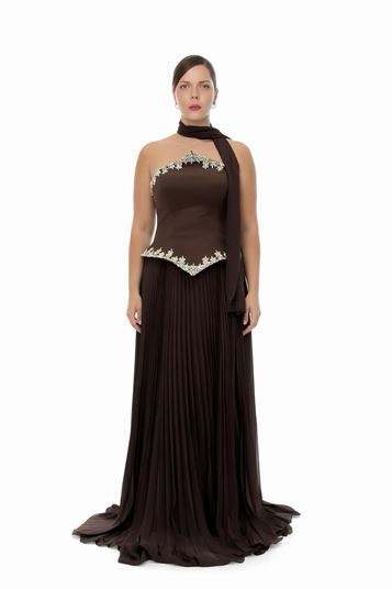 Plissiertes trägerloses Abendkleid in Übergröße